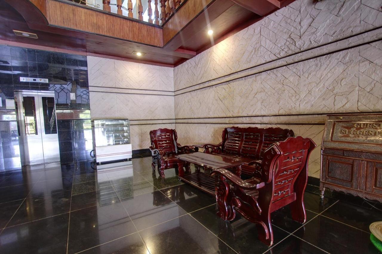 Spot On 33415 Hotel Oriental Towers Thanjavur Exteriér fotografie